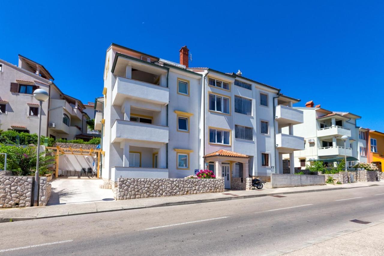 Apartments With A Parking Space Mali Lošinj Kültér fotó