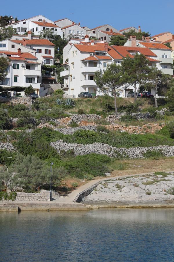 Apartments With A Parking Space Mali Lošinj Kültér fotó